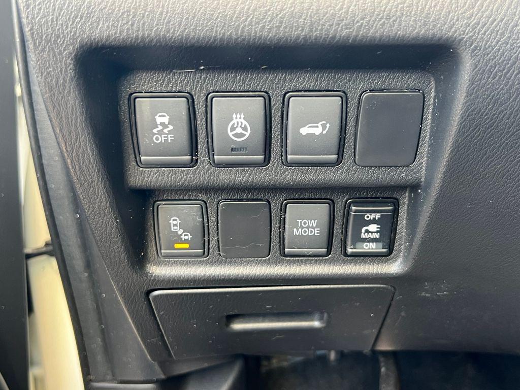 used 2020 Nissan Pathfinder car, priced at $13,895