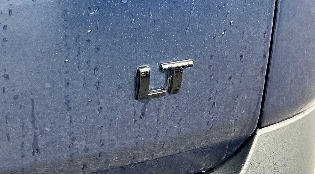 used 2023 Chevrolet Traverse car, priced at $31,395