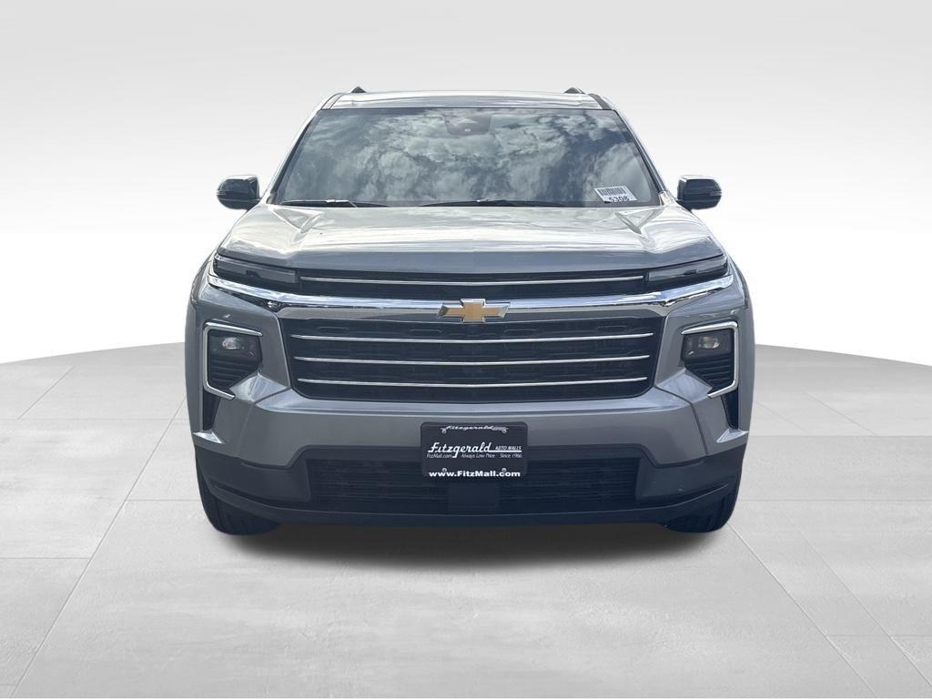 new 2026 Chevrolet Traverse car, priced at $37,930