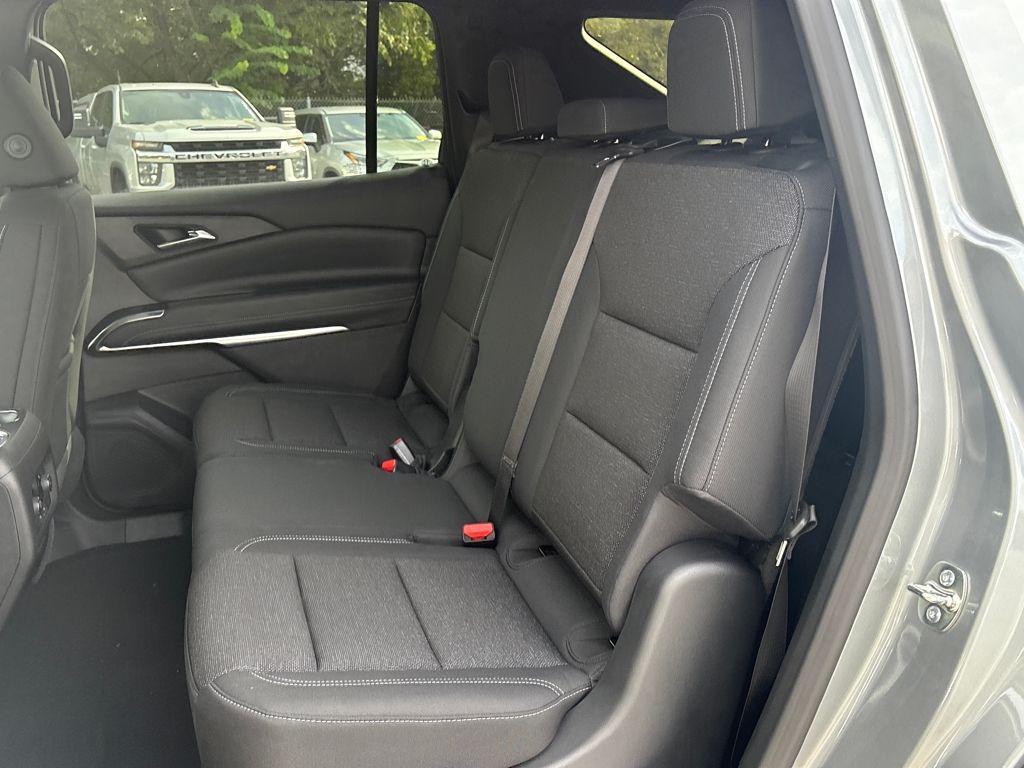 new 2026 Chevrolet Traverse car, priced at $37,930