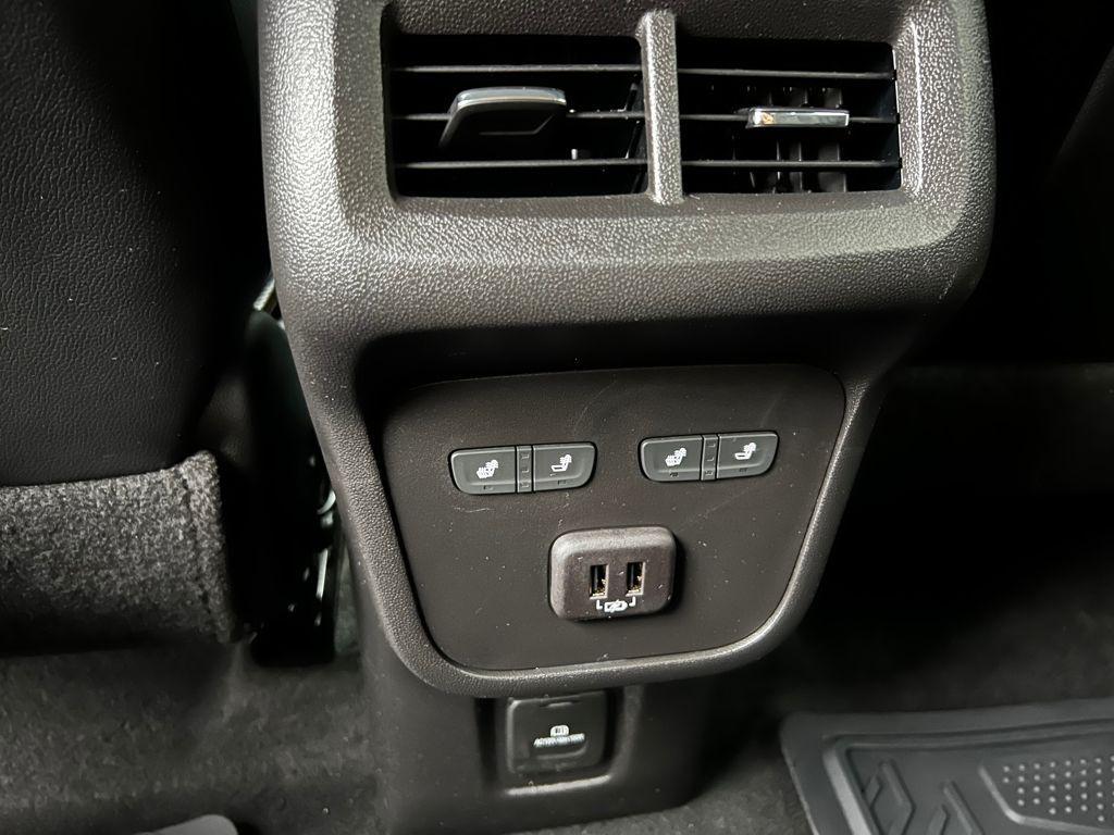 used 2023 Chevrolet Equinox car, priced at $21,995