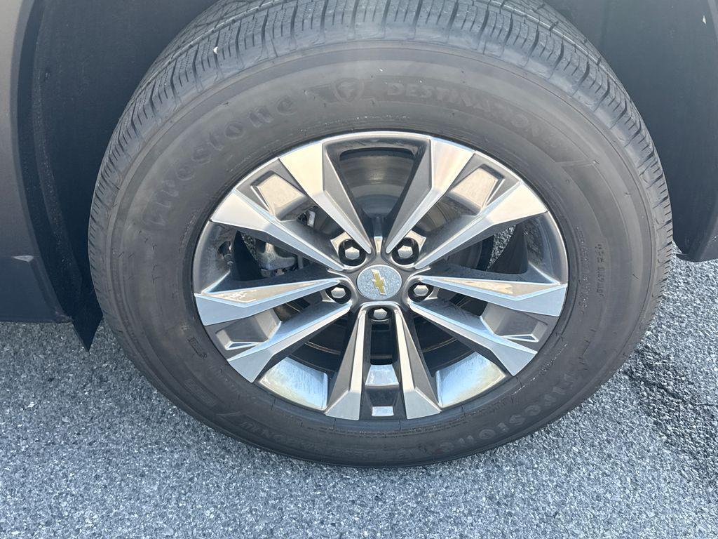 new 2026 Chevrolet Equinox car, priced at $29,526