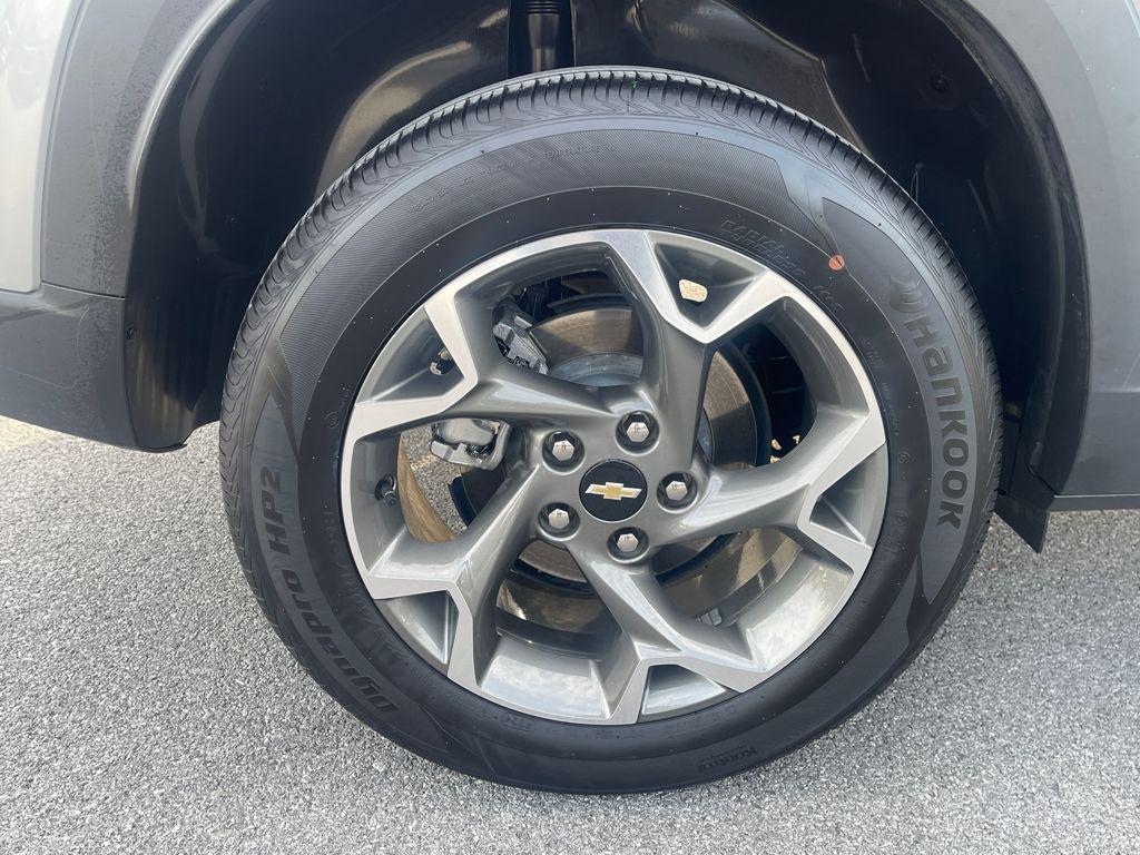 used 2025 Chevrolet Trax car, priced at $20,795