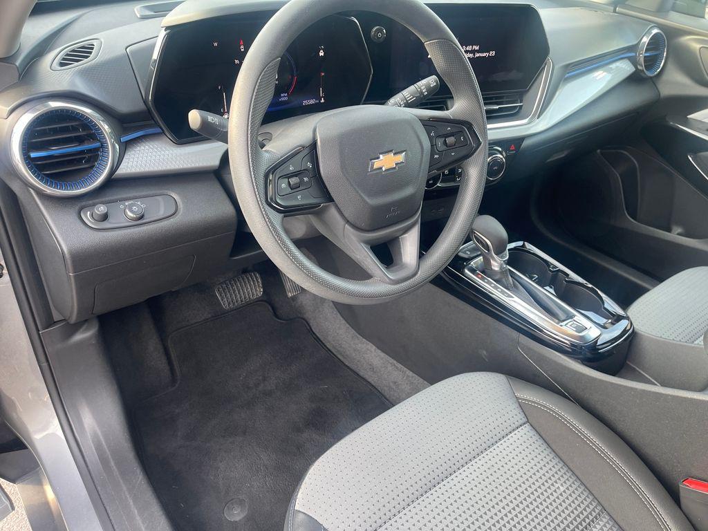 used 2025 Chevrolet Trax car, priced at $20,795