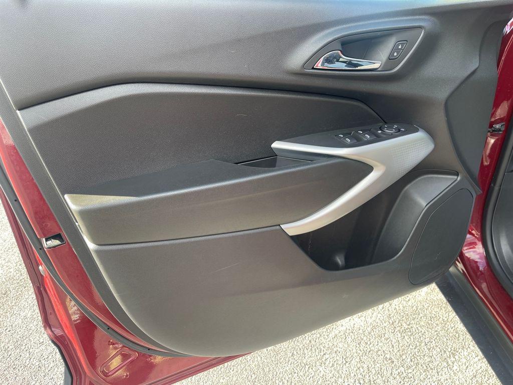 used 2024 Chevrolet Trax car, priced at $17,595