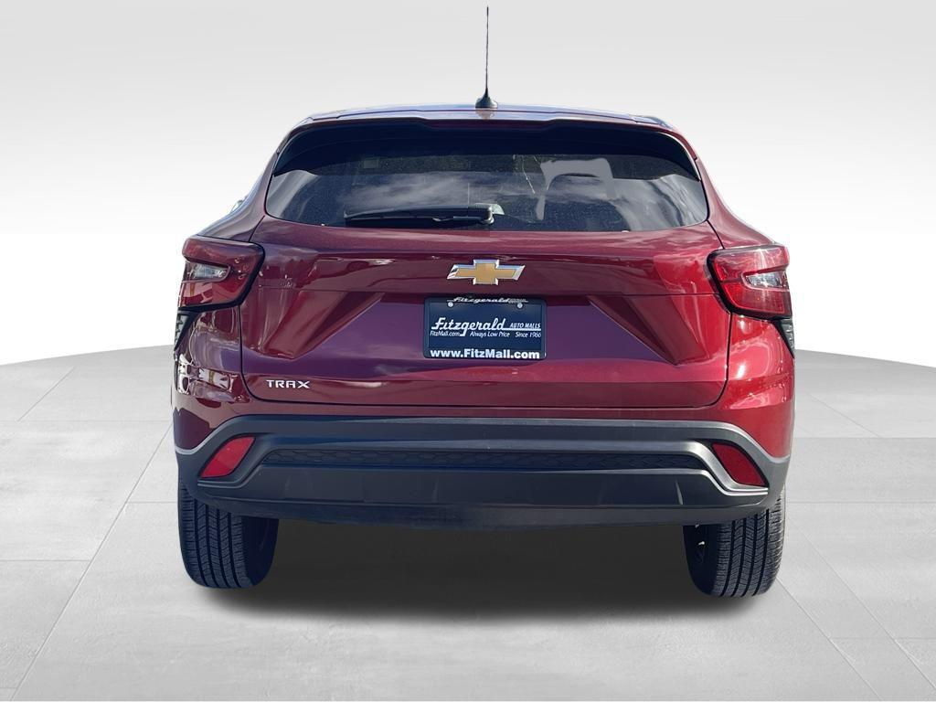 used 2024 Chevrolet Trax car, priced at $17,595