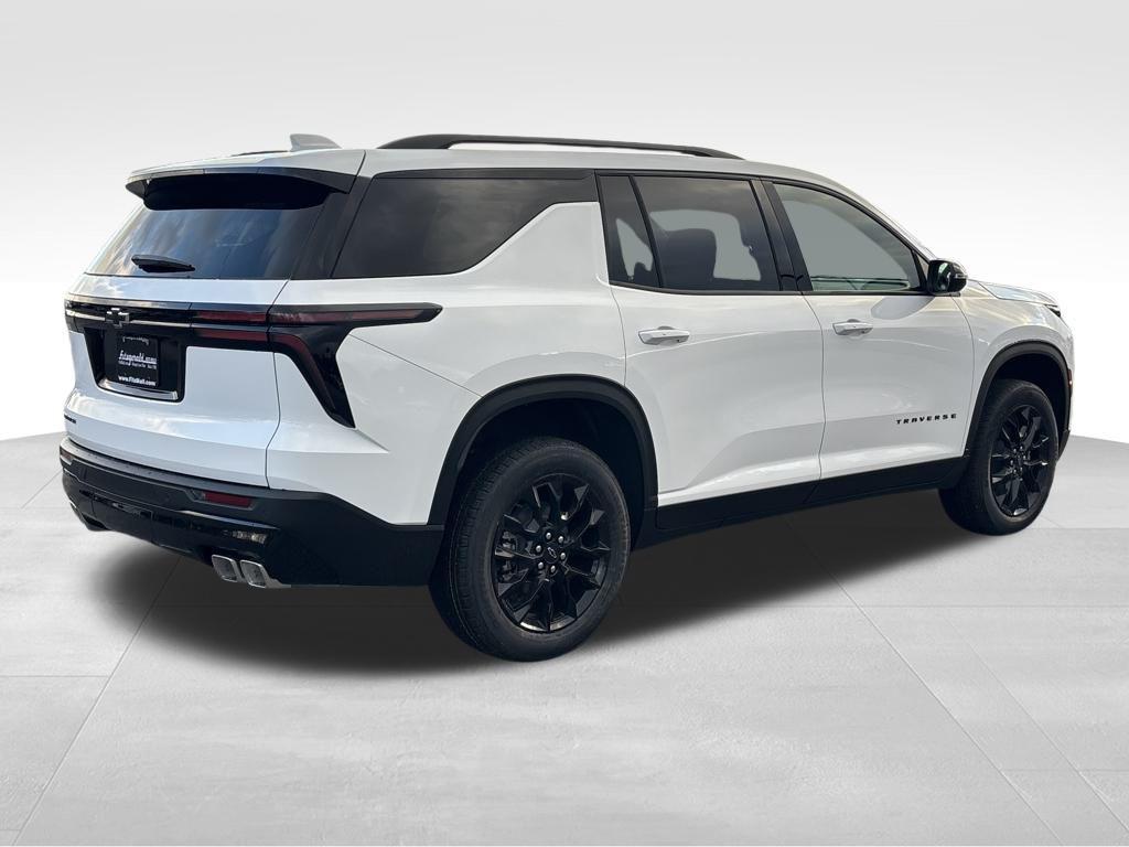 new 2026 Chevrolet Traverse car, priced at $42,044