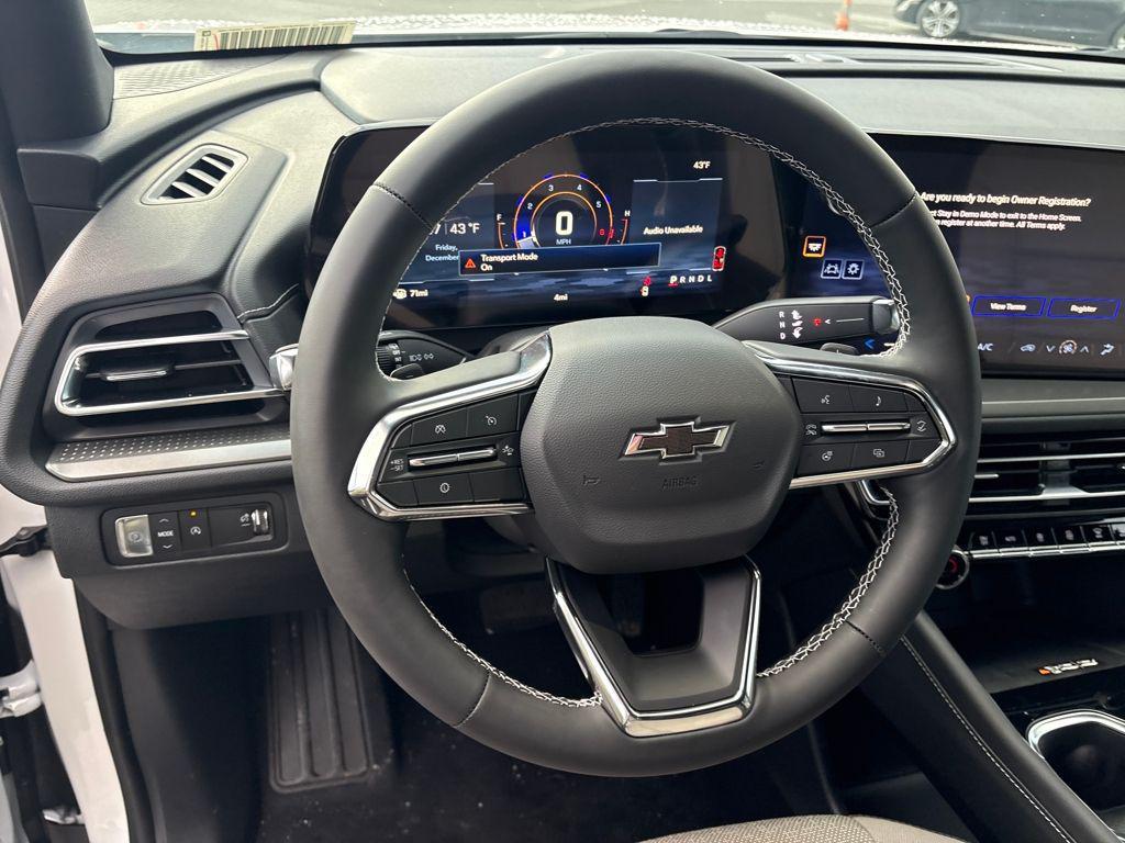 new 2026 Chevrolet Traverse car, priced at $42,044