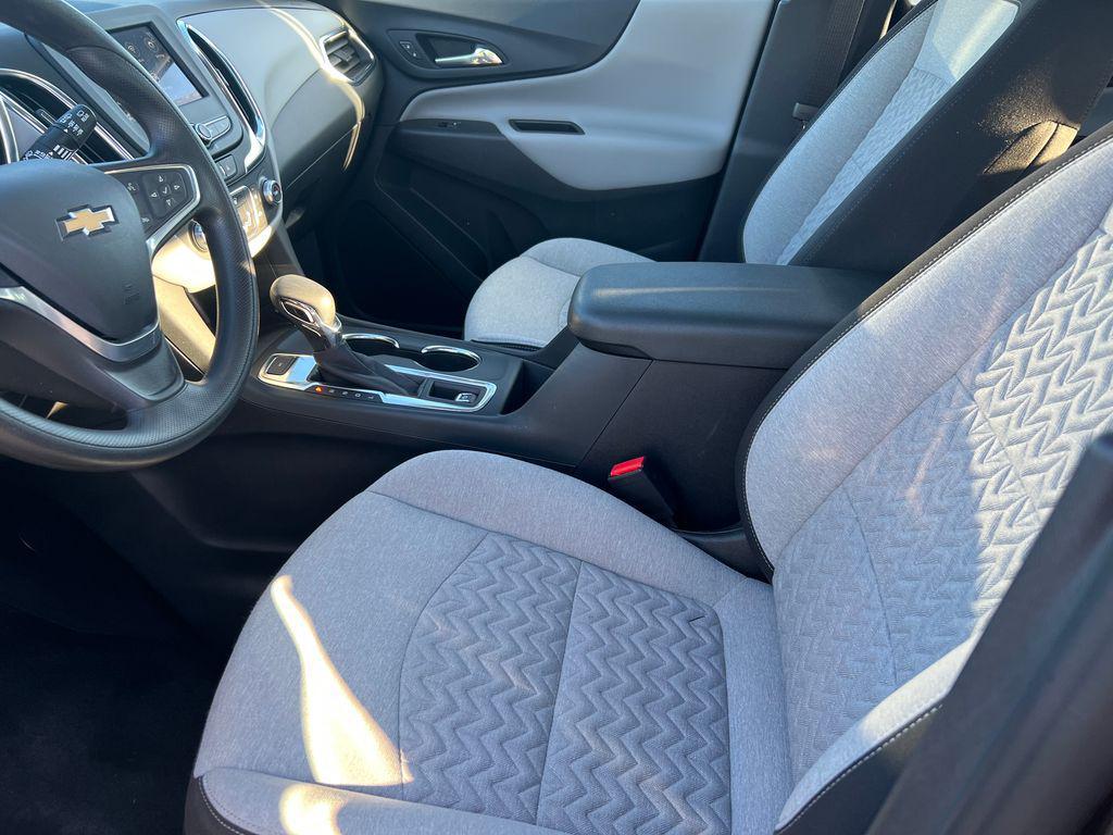 used 2022 Chevrolet Equinox car, priced at $19,594