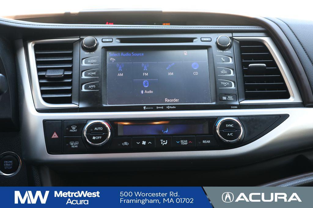 used 2019 Toyota Highlander car, priced at $25,788