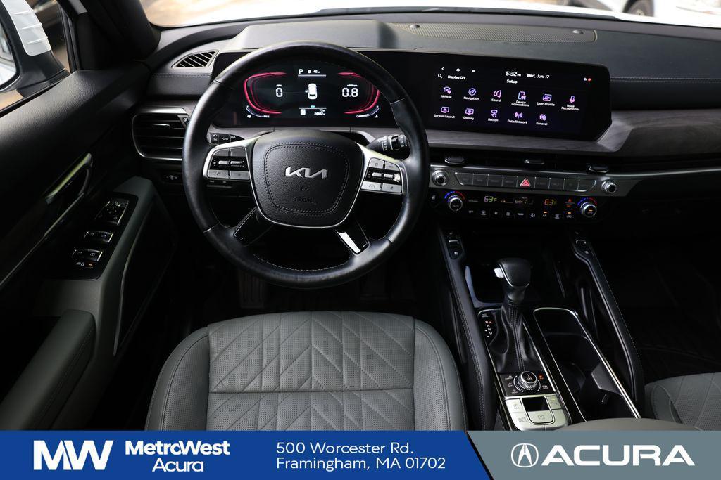 used 2024 Kia Telluride car, priced at $39,888