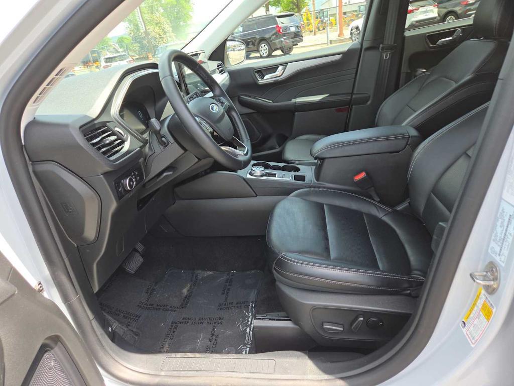 used 2025 Ford Escape car, priced at $28,600