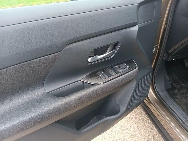 new 2026 Nissan Kicks car, priced at $25,923