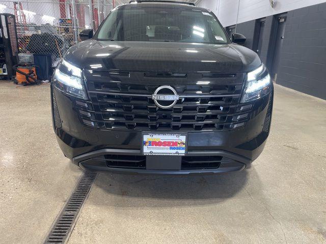 new 2026 Nissan Pathfinder car, priced at $38,355