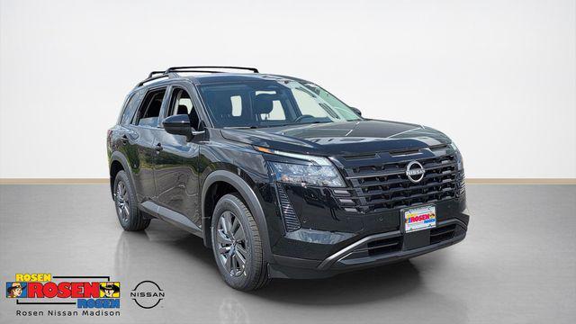 new 2026 Nissan Pathfinder car, priced at $37,555