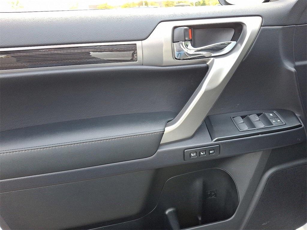 used 2022 Lexus GX 460 car, priced at $47,999