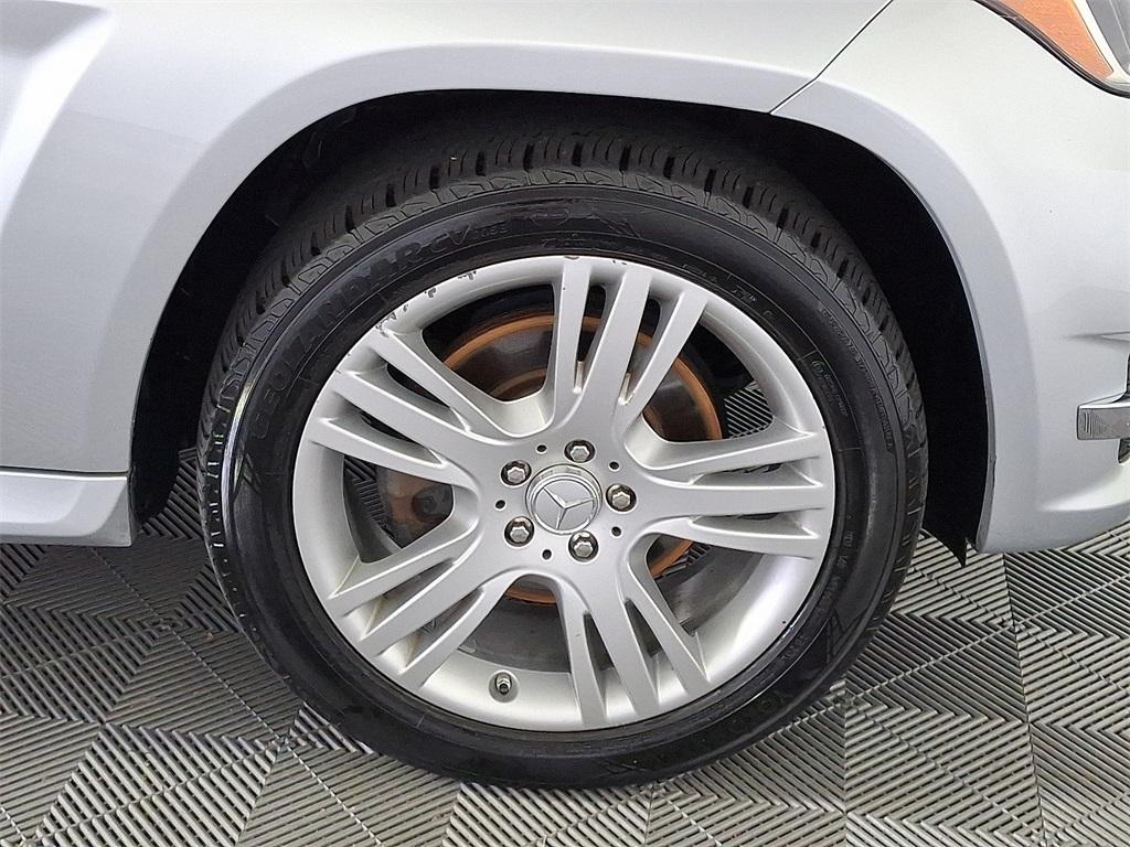 2015 Iridium Silver Metallic Mercedes-Benz GLK-Class