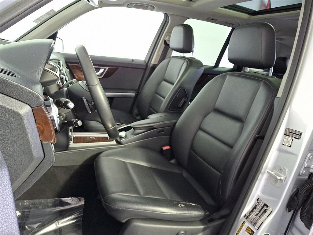 2015 Iridium Silver Metallic Mercedes-Benz GLK-Class