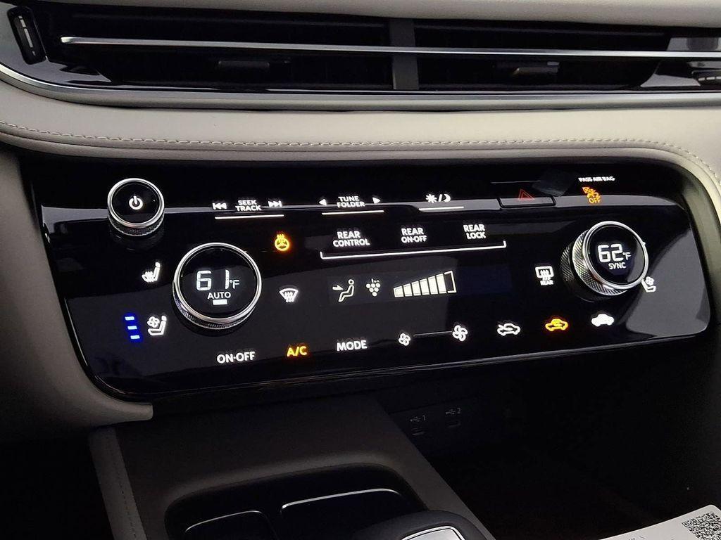 new 2026 INFINITI QX60 car, priced at $70,825