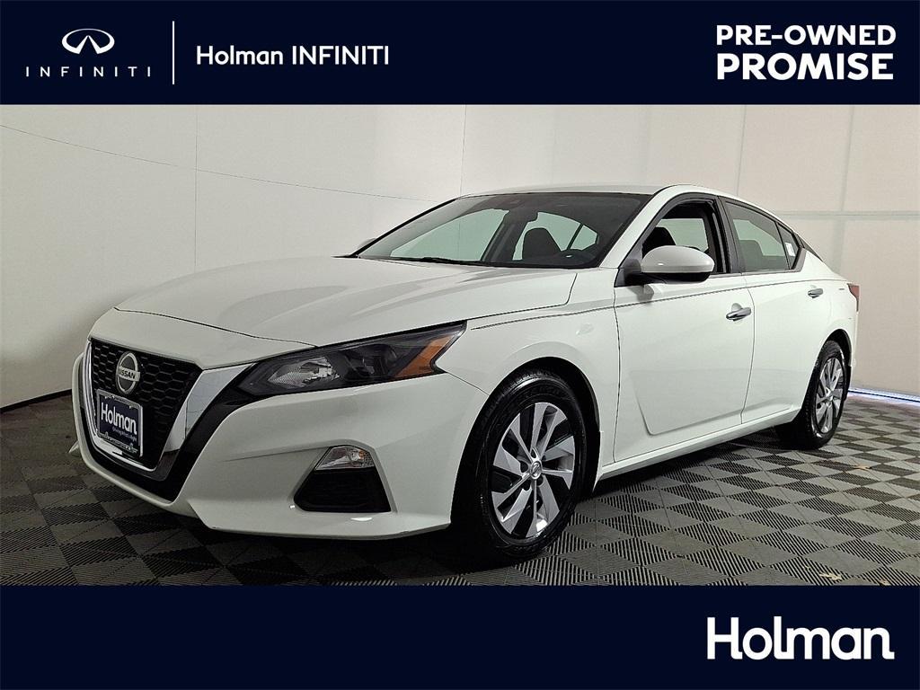 used 2022 Nissan Altima car, priced at $14,999
