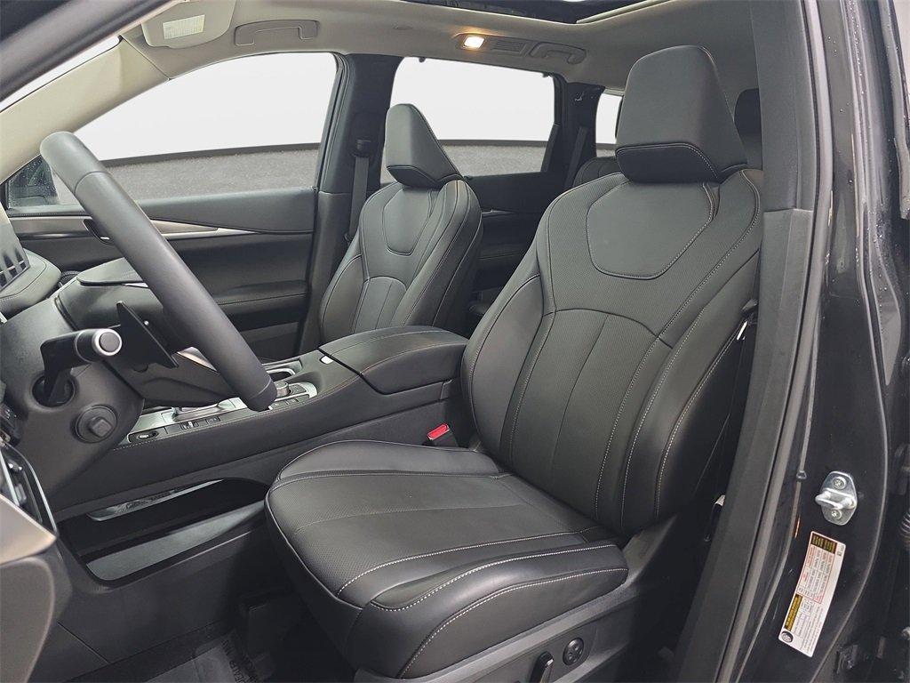 used 2026 INFINITI QX60 car, priced at $47,395