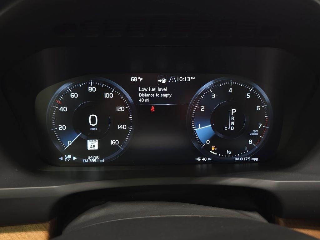 used 2022 Volvo XC90 car, priced at $35,149