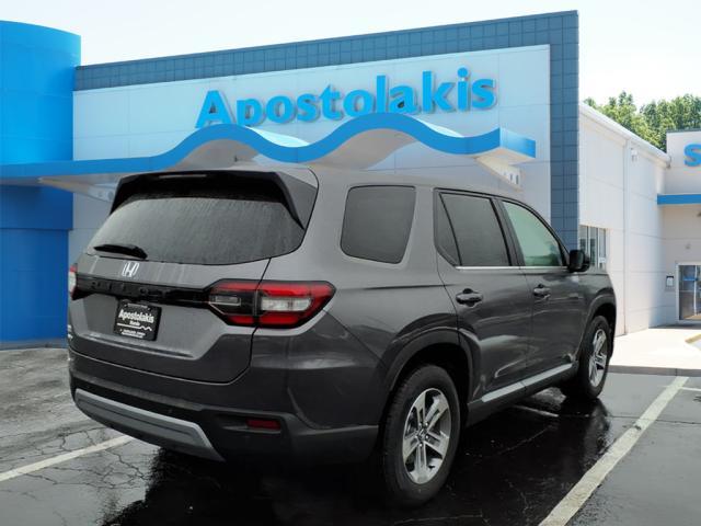 new 2025 Honda Pilot car, priced at $47,825