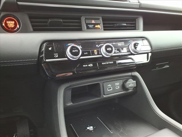 new 2025 Honda Pilot car, priced at $47,825