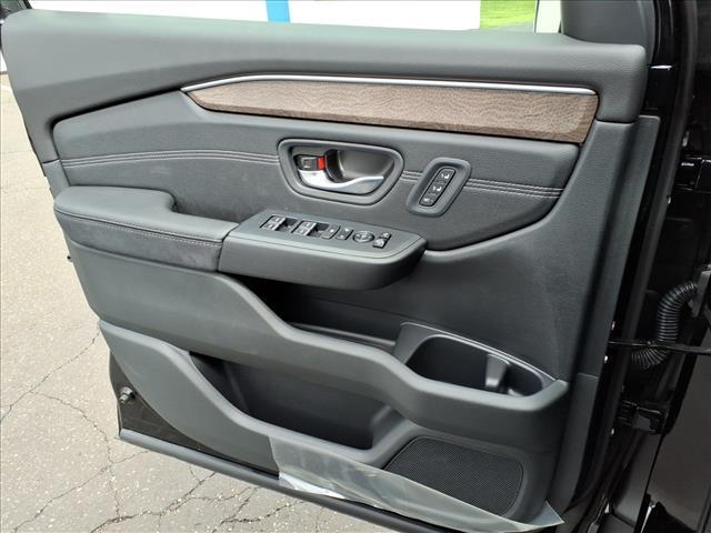 new 2026 Honda Pilot car, priced at $54,990