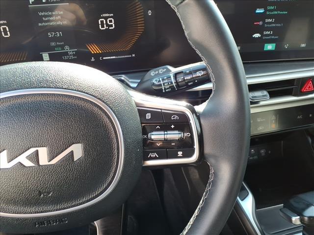 used 2025 Kia Sorento car, priced at $28,500