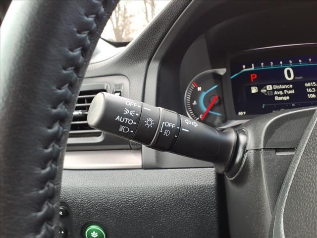 used 2022 Honda Pilot car, priced at $31,000