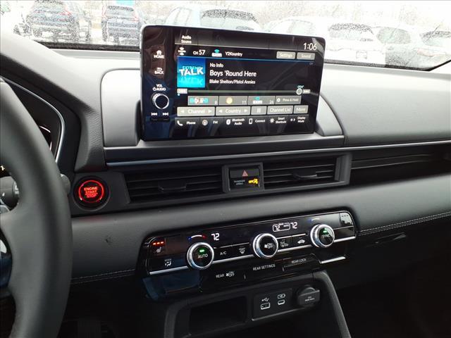 new 2025 Honda Pilot car, priced at $47,825