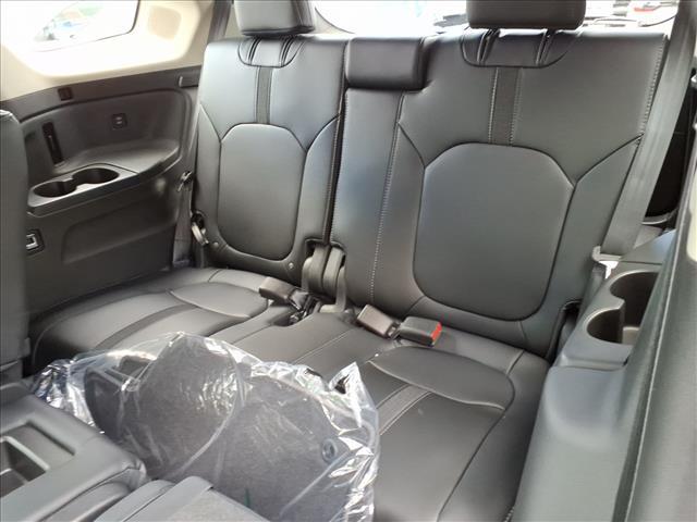 new 2025 Honda Pilot car, priced at $52,995