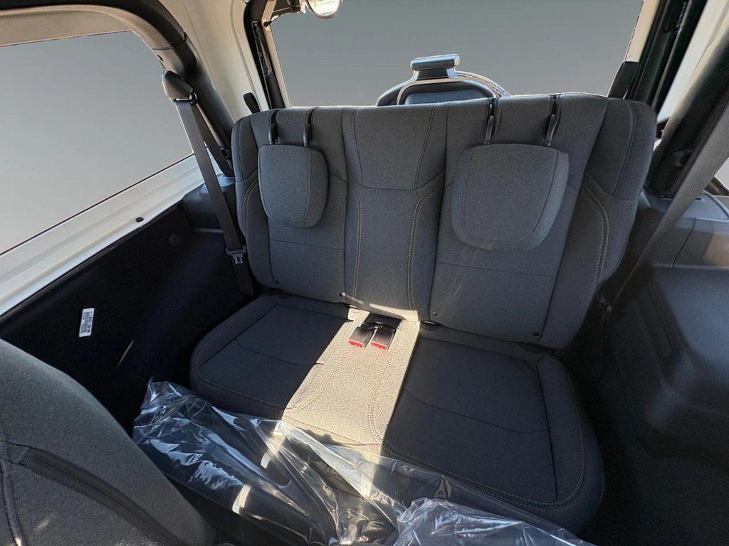 new 2026 Jeep Wrangler car, priced at $41,775