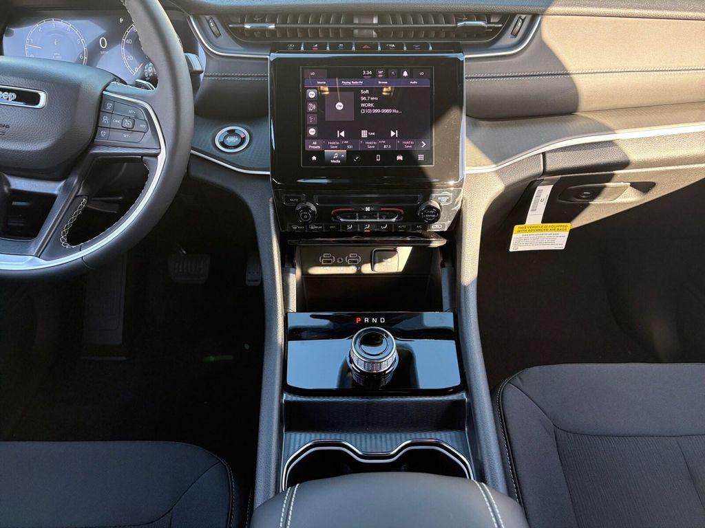 new 2026 Jeep Grand Cherokee car, priced at $42,215