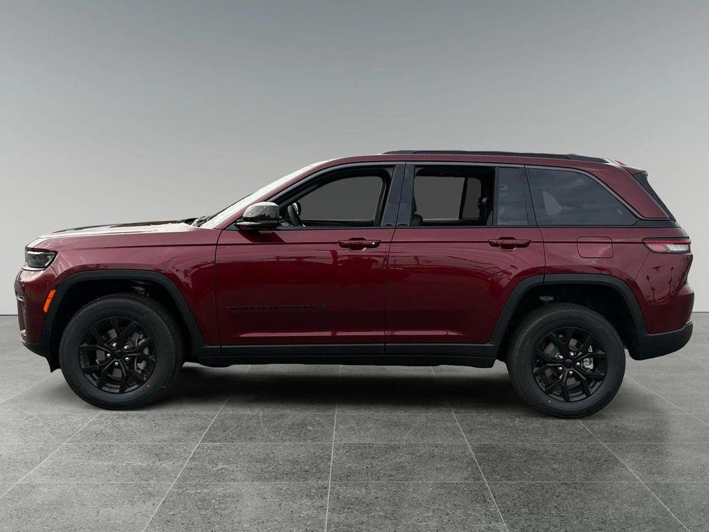 new 2026 Jeep Grand Cherokee car, priced at $47,655