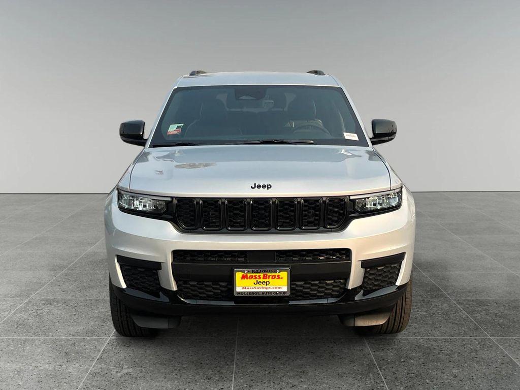 new 2025 Jeep Grand Cherokee L car, priced at $48,230