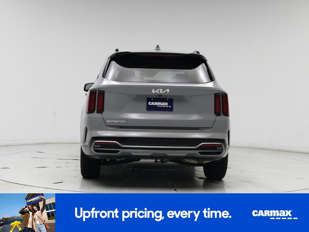 used 2023 Kia Sorento car, priced at $24,998