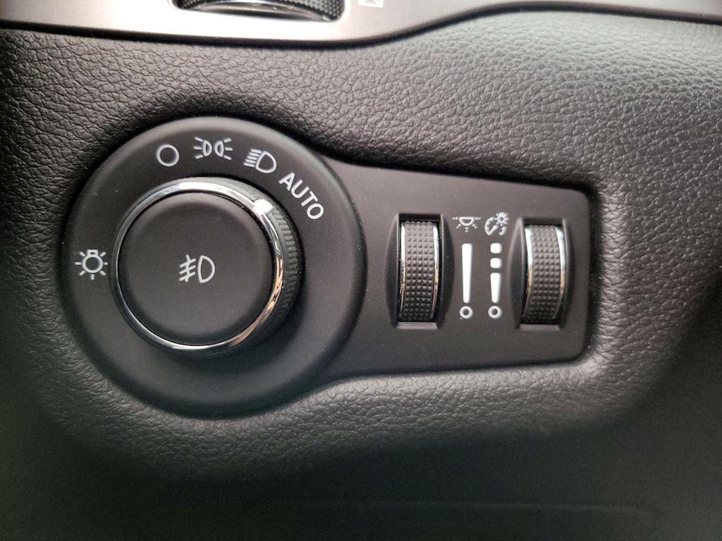 used 2021 Jeep Cherokee car, priced at $21,998