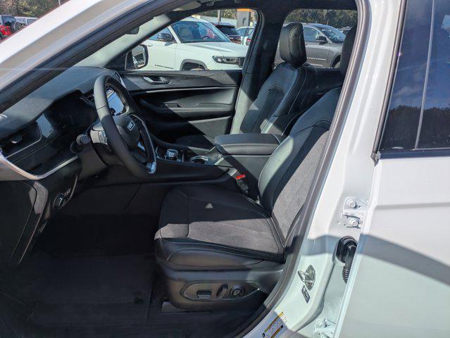 new 2025 Jeep Grand Cherokee L car, priced at $45,935