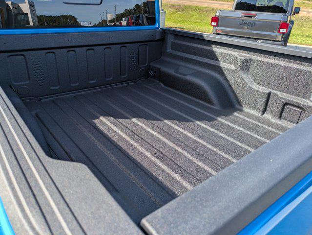 new 2025 Jeep Gladiator car, priced at $62,400