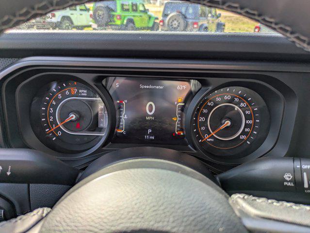 new 2025 Jeep Gladiator car, priced at $62,400