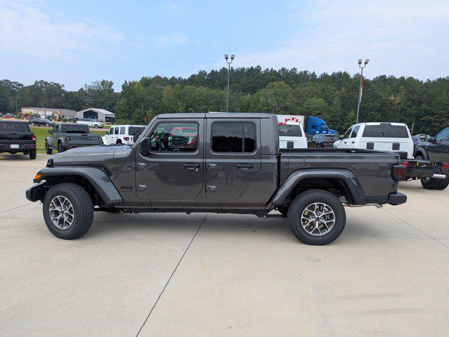 new 2025 Jeep Gladiator car, priced at $45,740