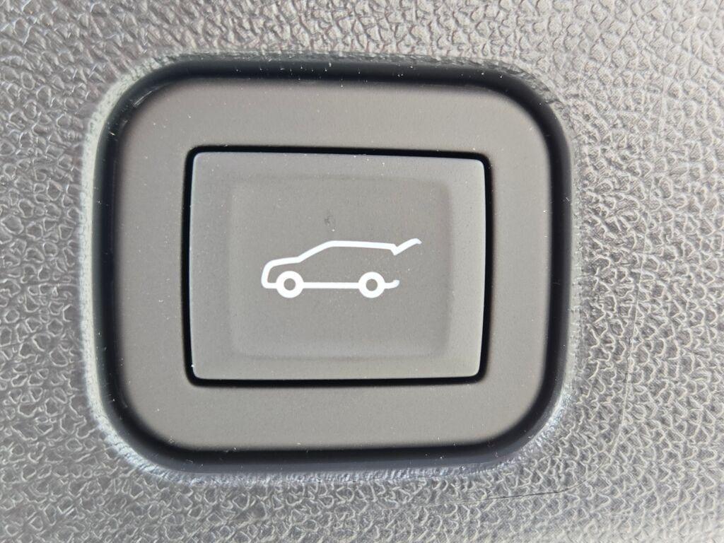 new 2026 GMC Acadia car, priced at $46,737