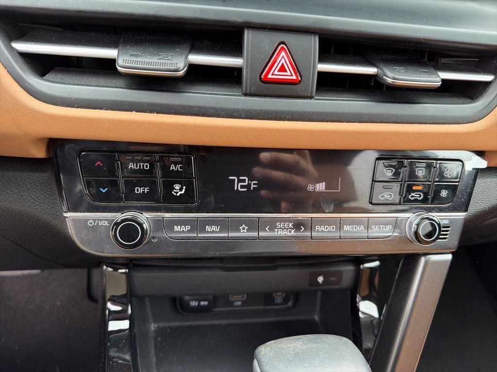 used 2024 Kia Seltos car, priced at $26,707