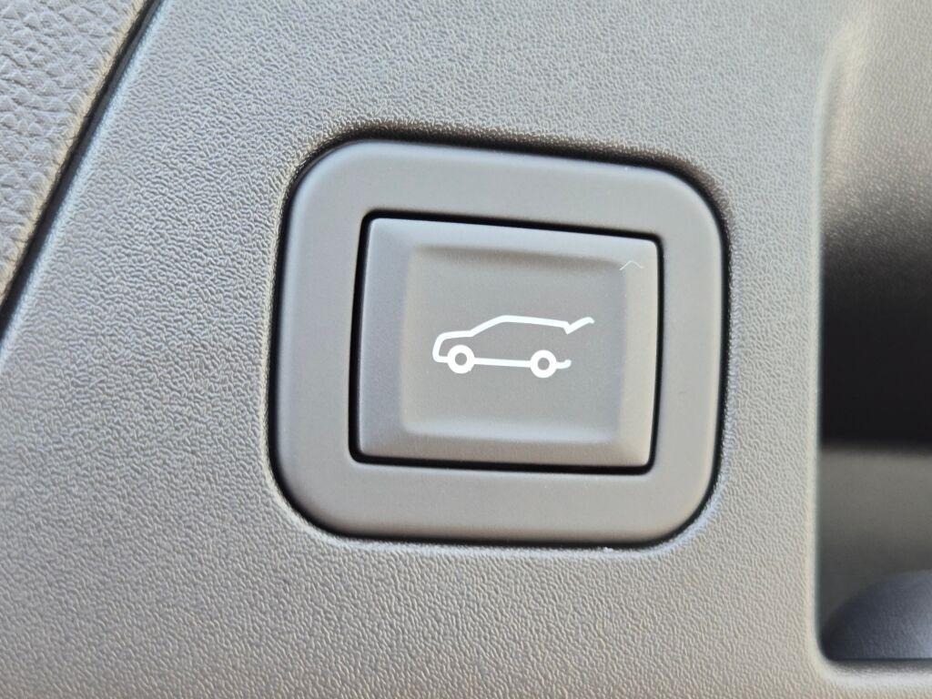 new 2025 Buick Envision car, priced at $40,735