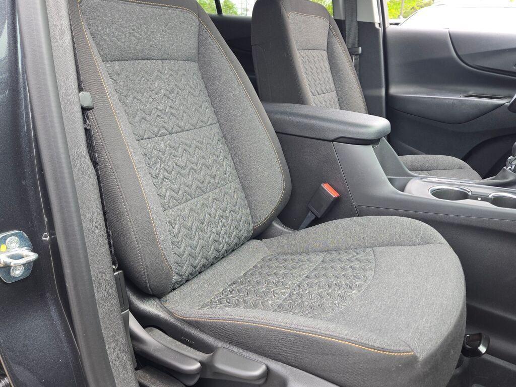 used 2023 Chevrolet Equinox car, priced at $21,412