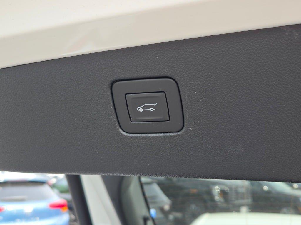 new 2026 Buick Envista car, priced at $29,556