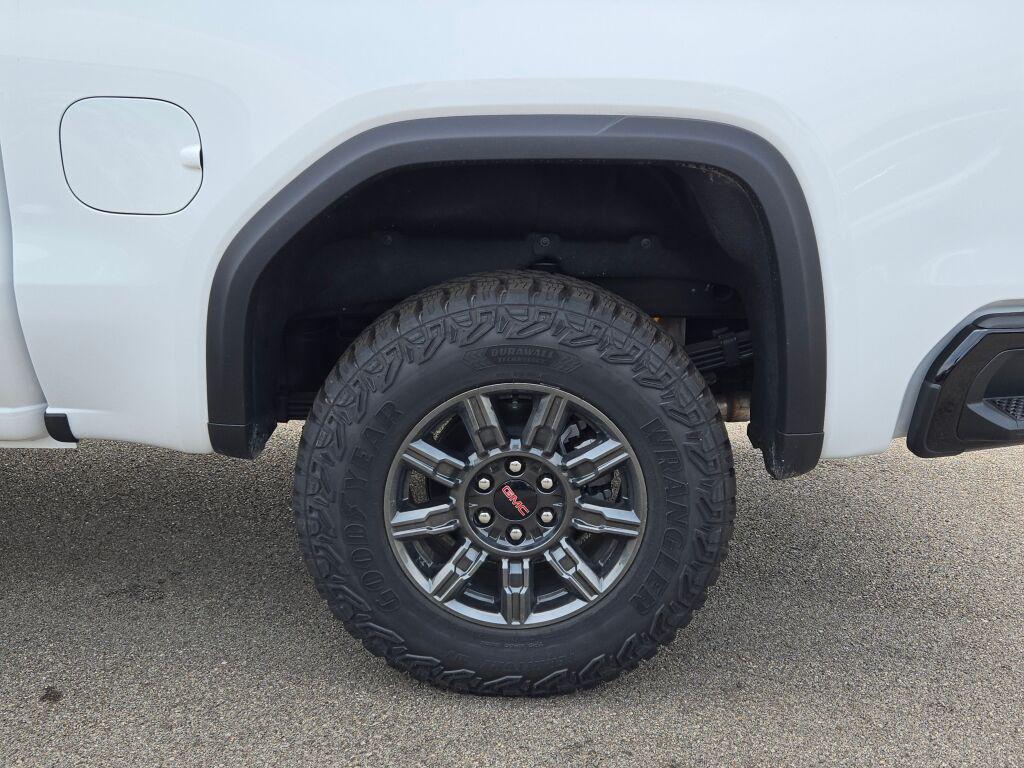 new 2025 GMC Sierra 1500 car, priced at $71,589