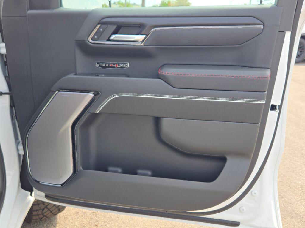 new 2025 GMC Sierra 1500 car, priced at $71,589